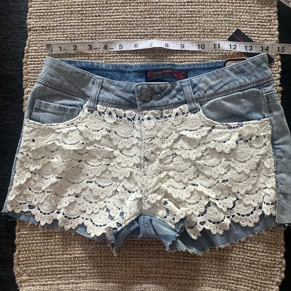 NOBO crochet front denim shorts - Picture 4 of 5